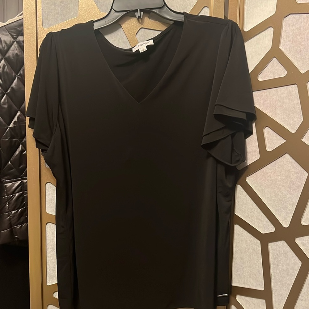 Black v-neck top